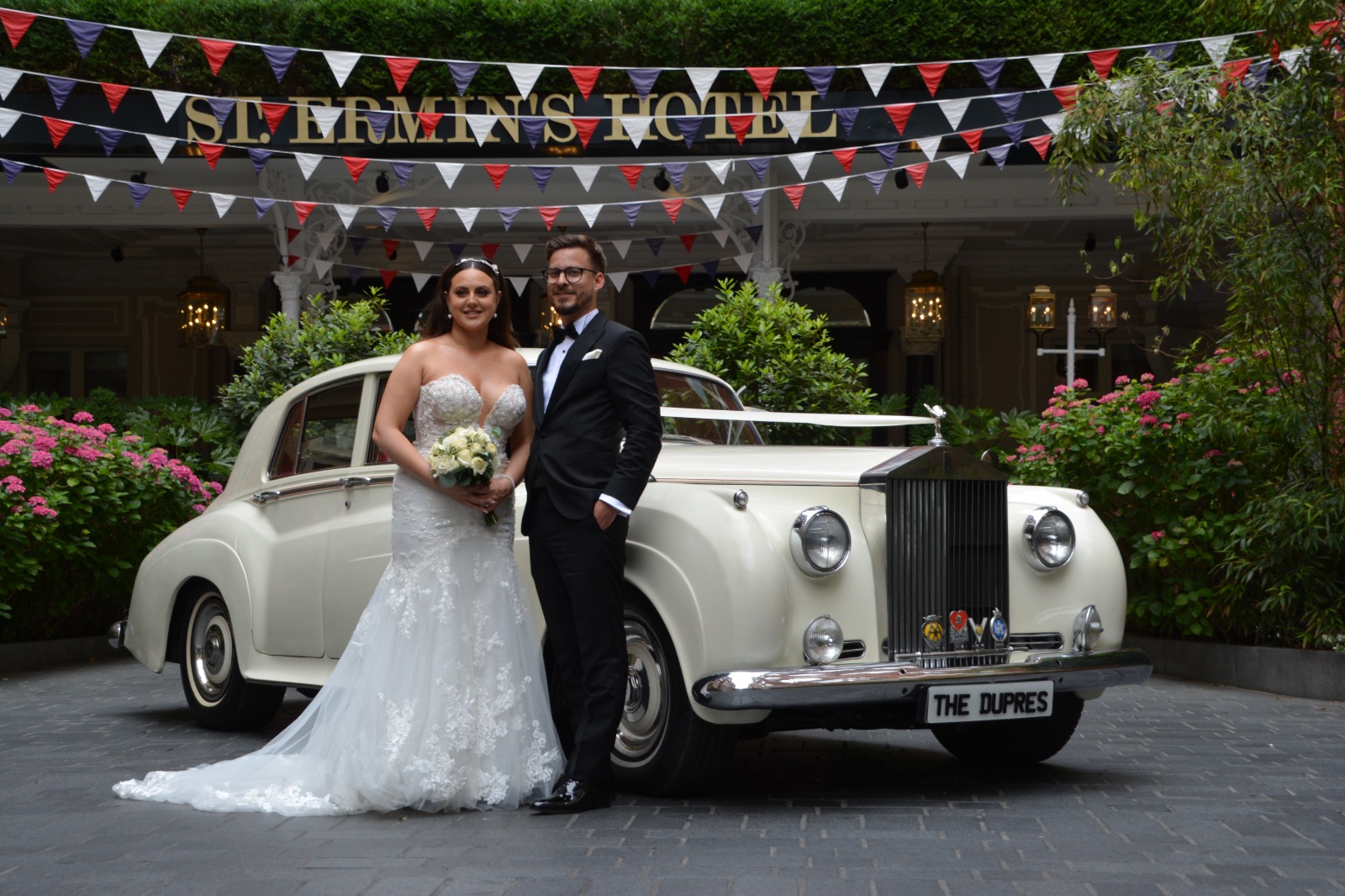 Wedding-cars-for-hire-WS1